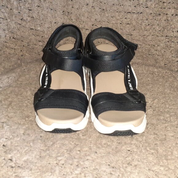MARK NASON LOS ANGELES-Black/White/Beige/Silver Sport Sandals-Sz 7.5-Excellent - Picture 3 of 8